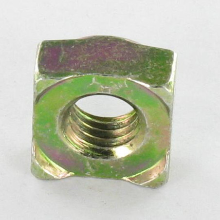 1 x Tuerca cuadrada para soldar M8 14X14X6.5 Bicromato