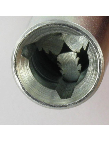 1 x Llave FED Acero con TRIÁNGULO Hembra de 11MM