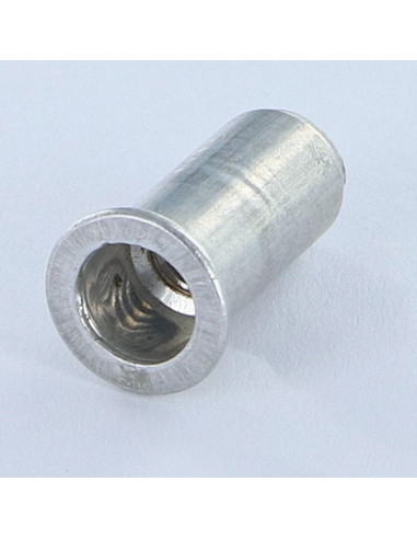 1 x Tuerca remachable cabeza plana ciego...