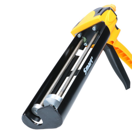 1 x Pistola para Cartuchos 585 ML